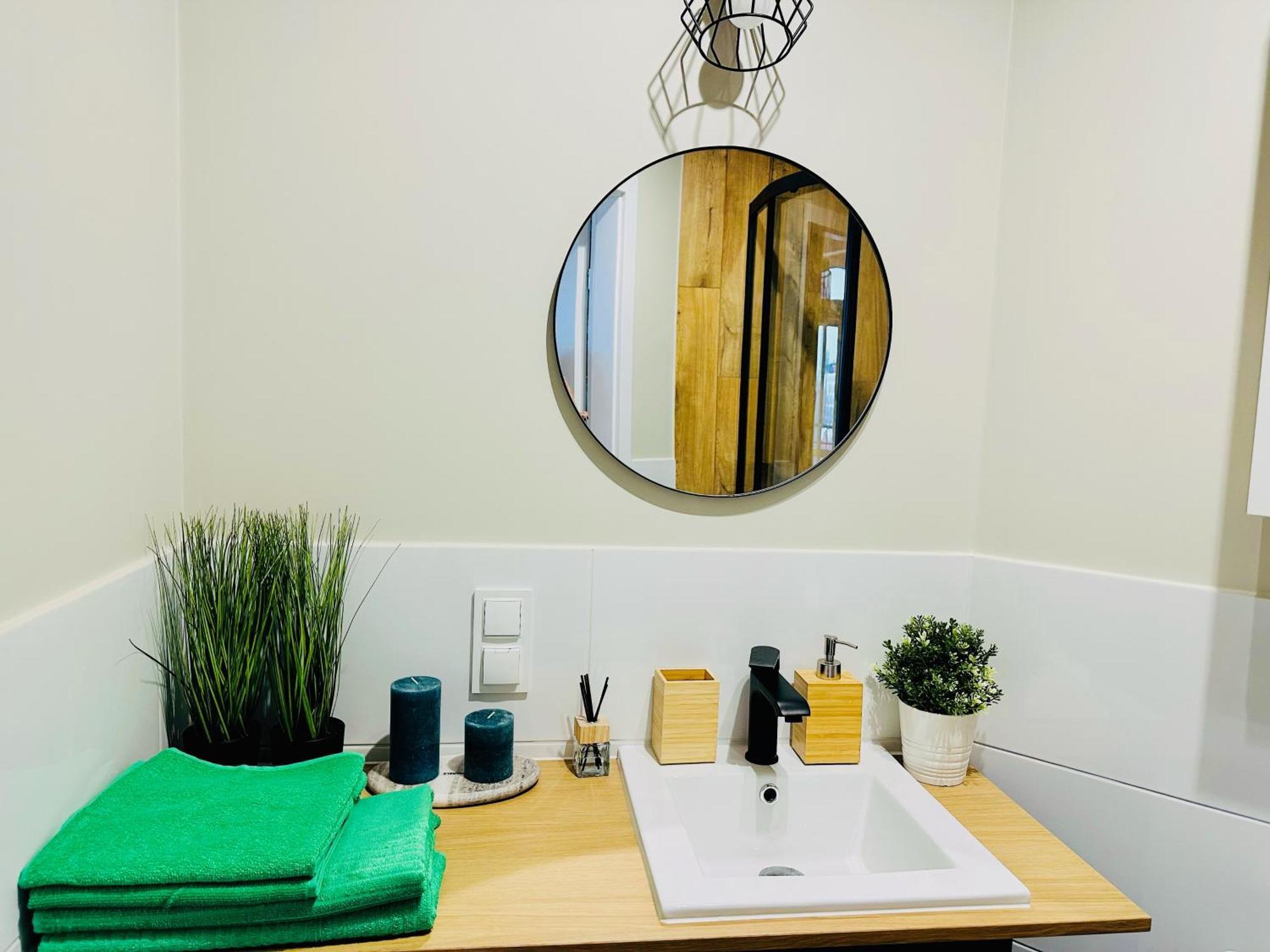 Olivia Apartments - Sloneczny Apartament W Centrum Warszawy, Plac Unii Lubelskiej, Lazienki Krolewskie, Pole Mokotowskie Варшава Экстерьер фото